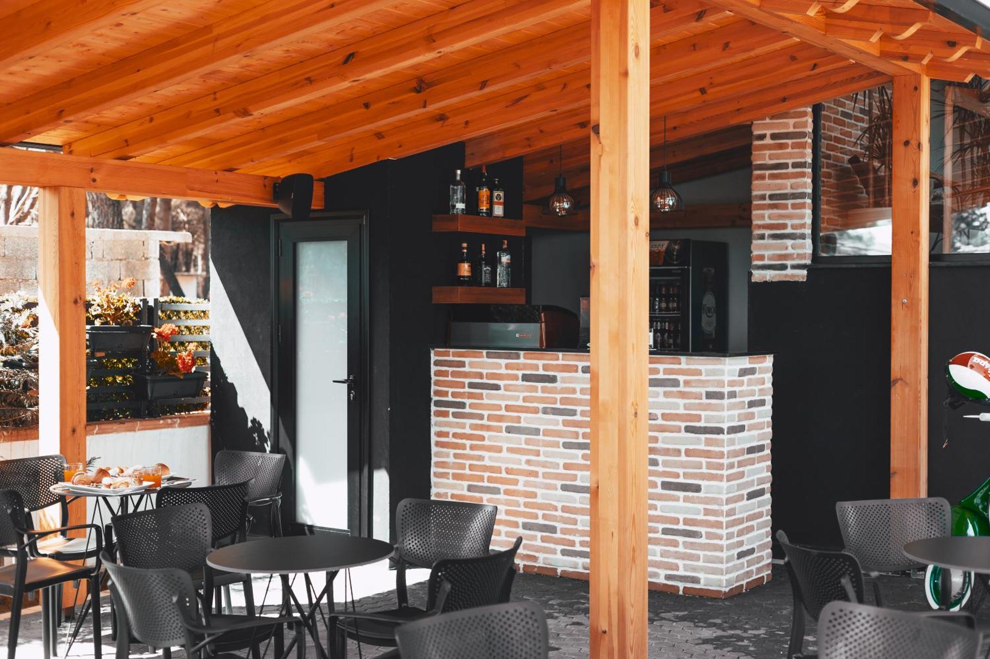 Hotel Beke Vlore Bagian luar foto
