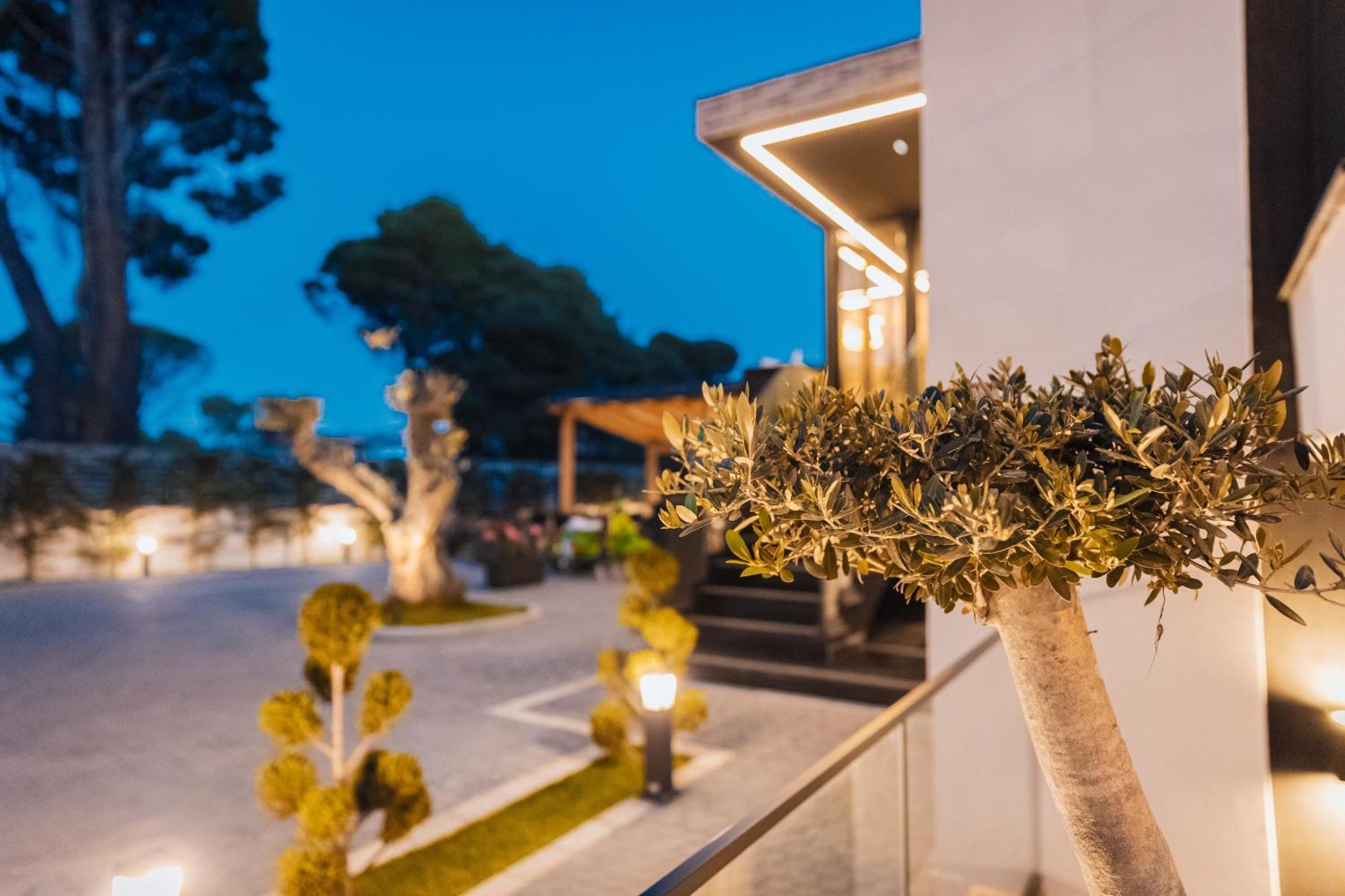 Hotel Beke Vlore Bagian luar foto