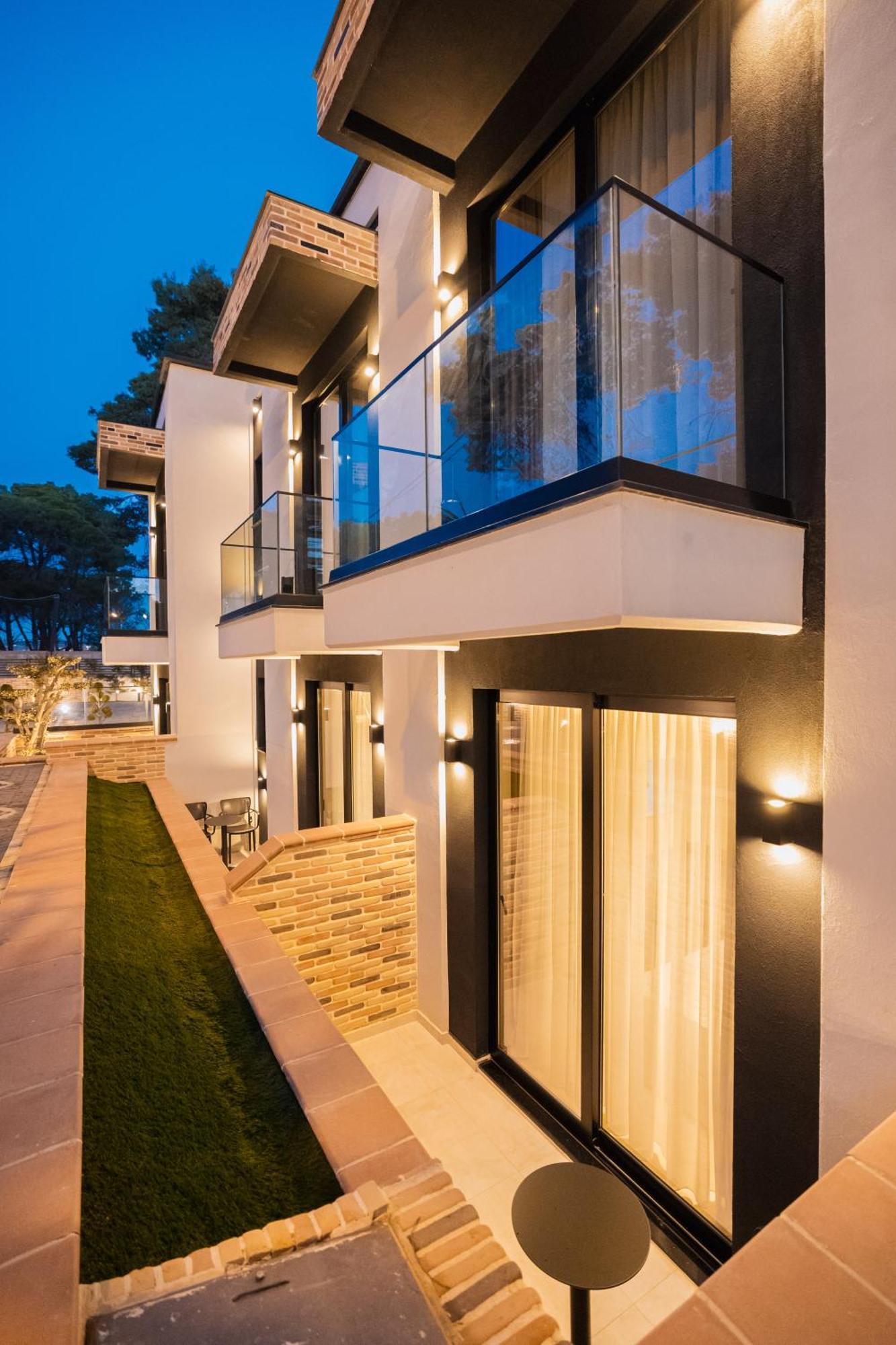 Hotel Beke Vlore Bagian luar foto