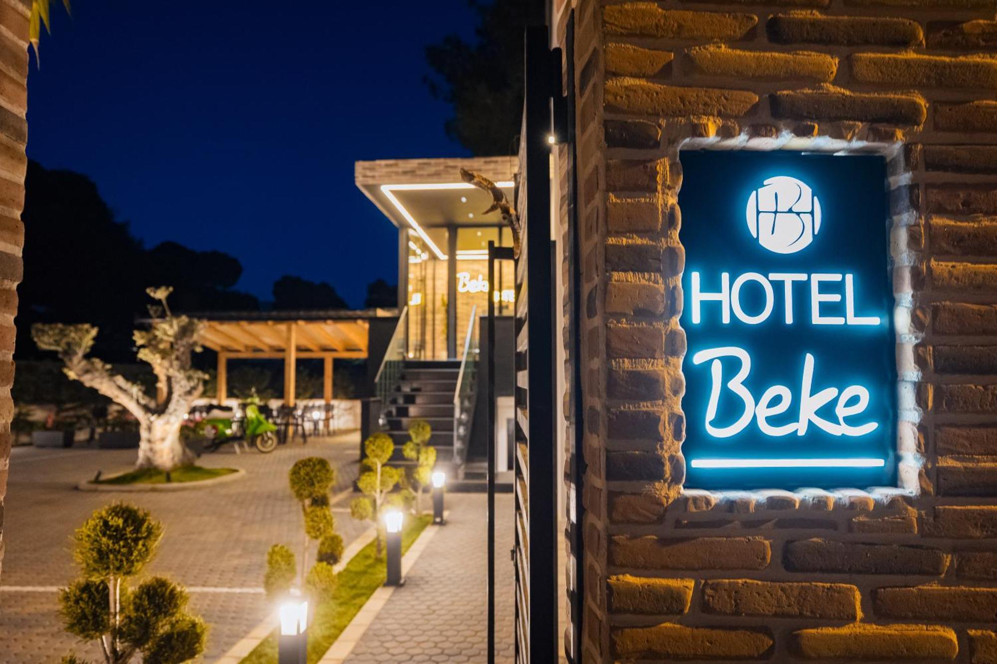 Hotel Beke Vlore Bagian luar foto