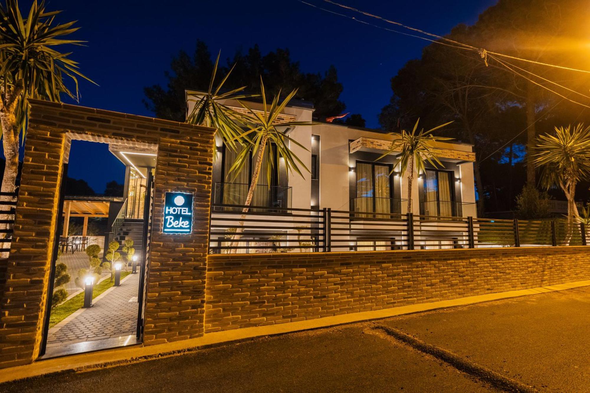 Hotel Beke Vlore Bagian luar foto